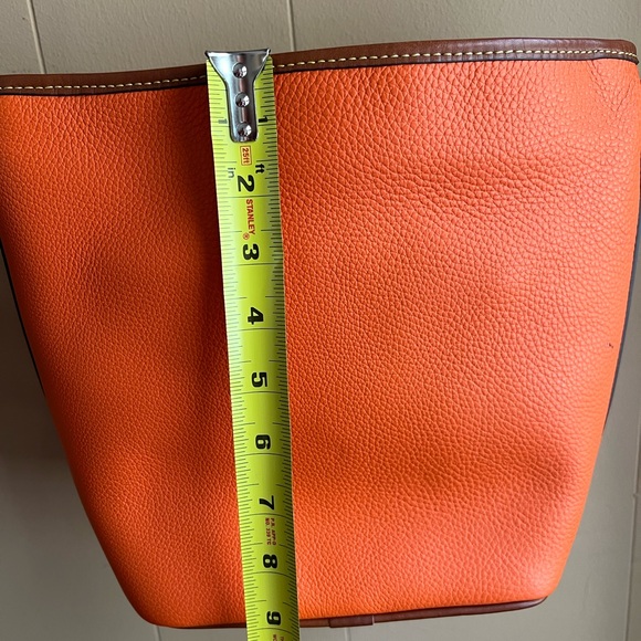 Dooney & Bourke Zip Sac in Clementine Pebble Leather Crossbody Bag - Picture 11 of 16